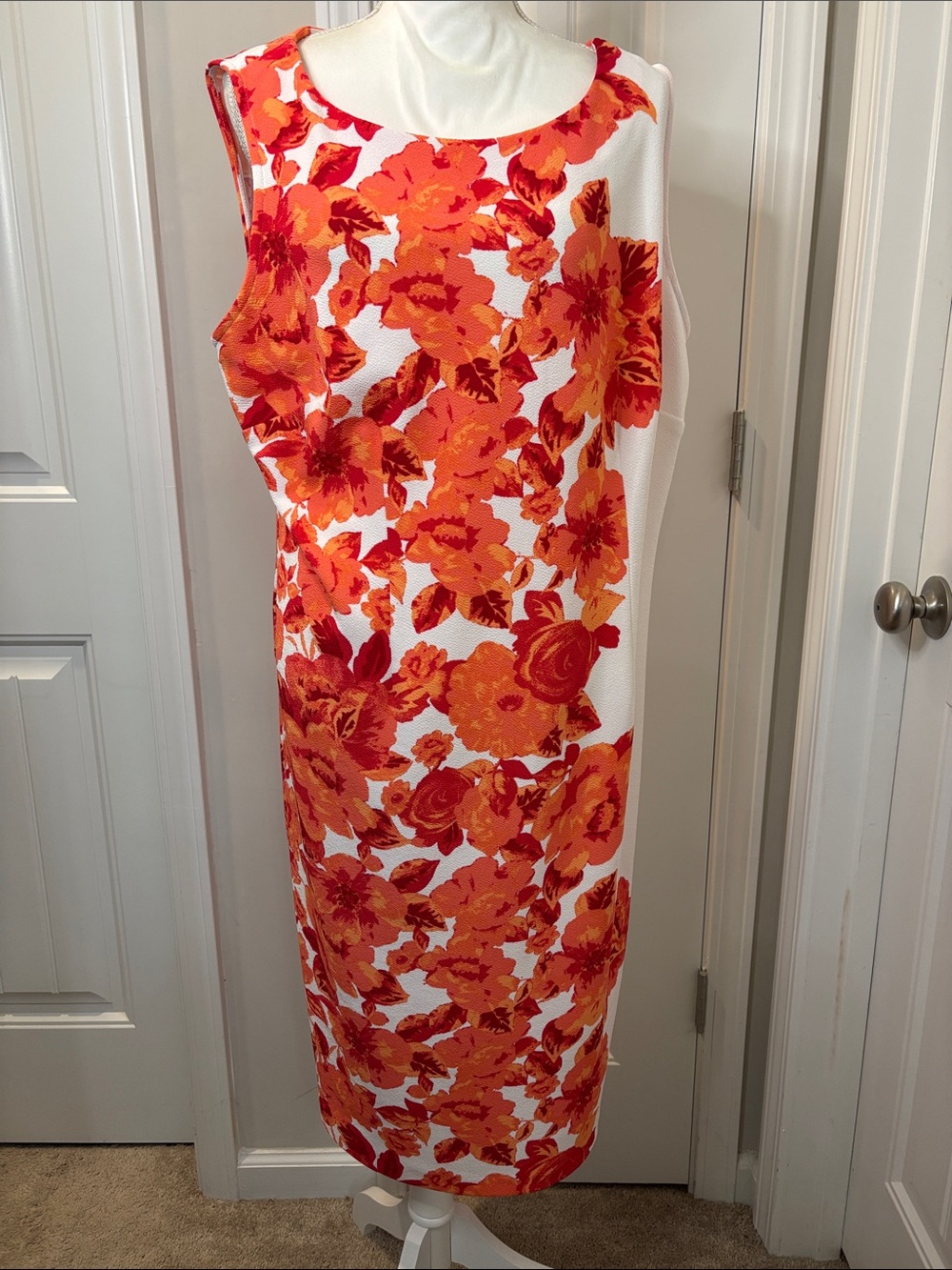Maya Brooke Sleeveless White Midi Dress with Orange Floral Design Size 18W